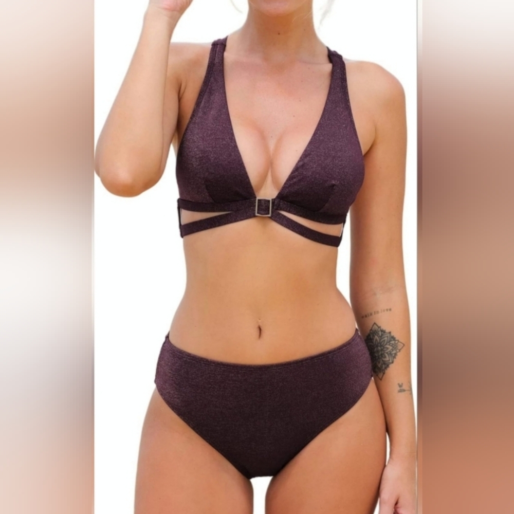 CUPSHE Women's Triangle Tops Cutouts Square Ring Deep V Neck Bikini Sets